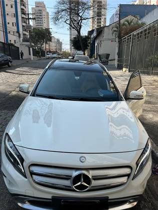 MERCEDES-BENZ GLA 250 2.0 16V TURBO GASOLINA SPORT 4P AUTOMÁTICO MERCEDES-BENZ GLA 250 2.0 16V TURBO GASOLINA SPORT 4P AUTOMÁTICO